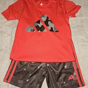 adidas Red and Black Camo Logo Youth Athletic Set
